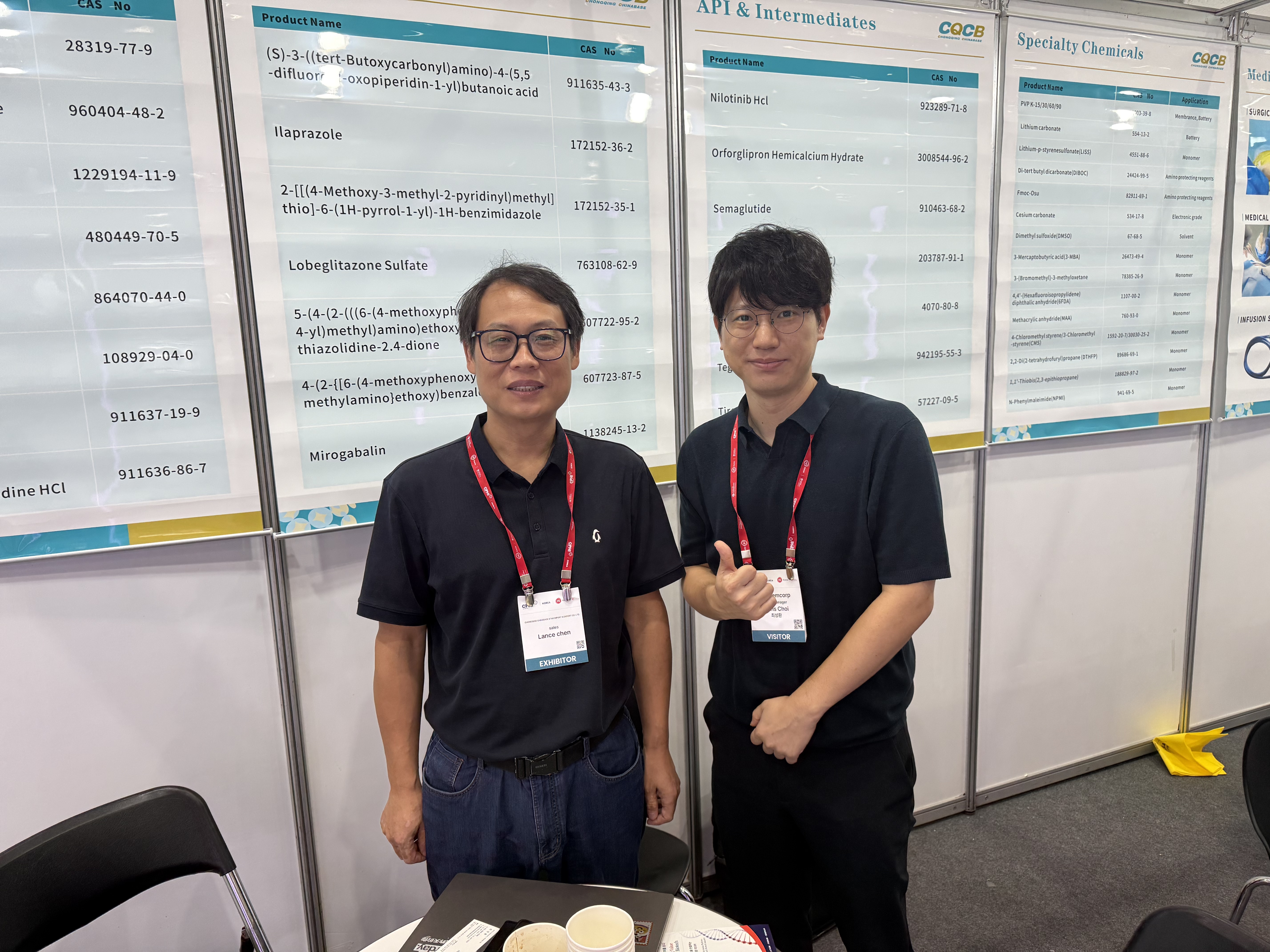 Loncom Pharmaceutical representatives discussing cooperation with partners at CPHI Korea 2026